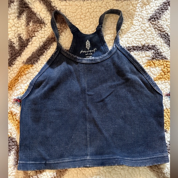 FP Movement by Free People Happiness Runs Crop Tank M/L NWOT Navy - Picture 7 of 8
